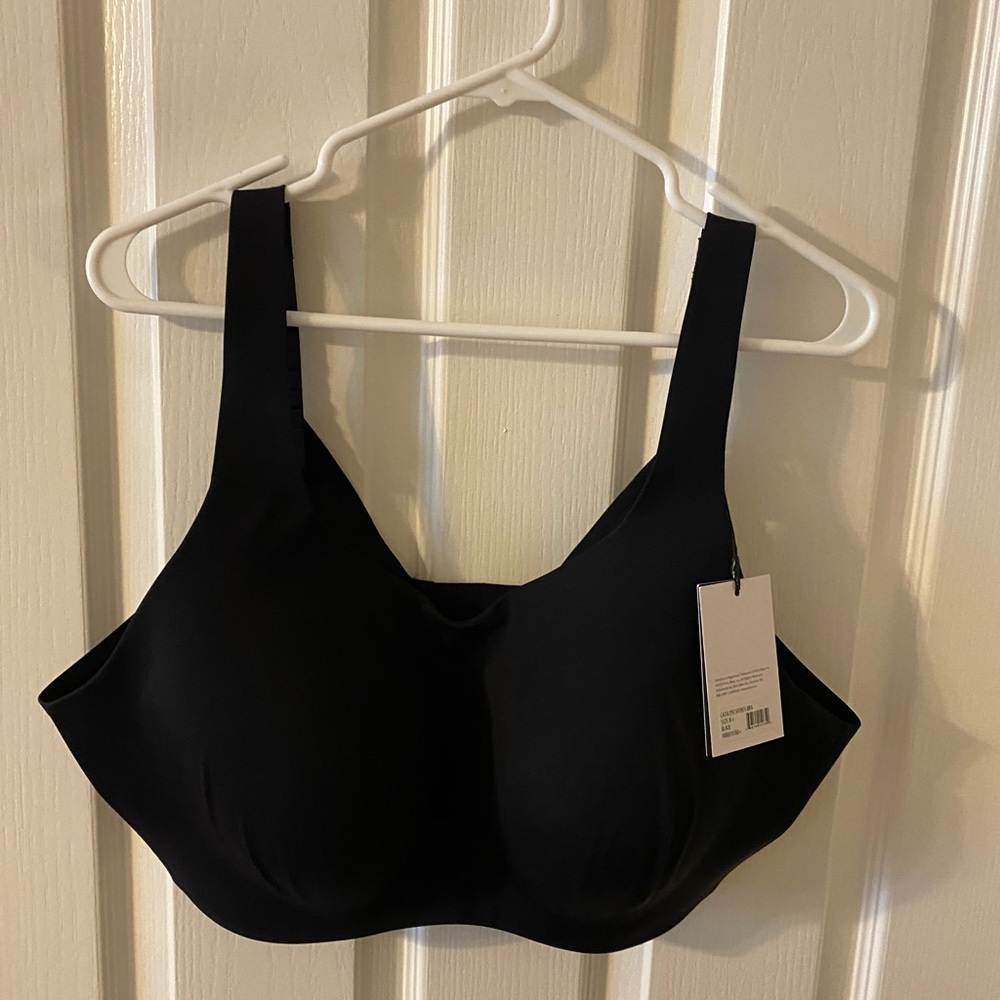 Kinx Black Sports Bra Sz 8